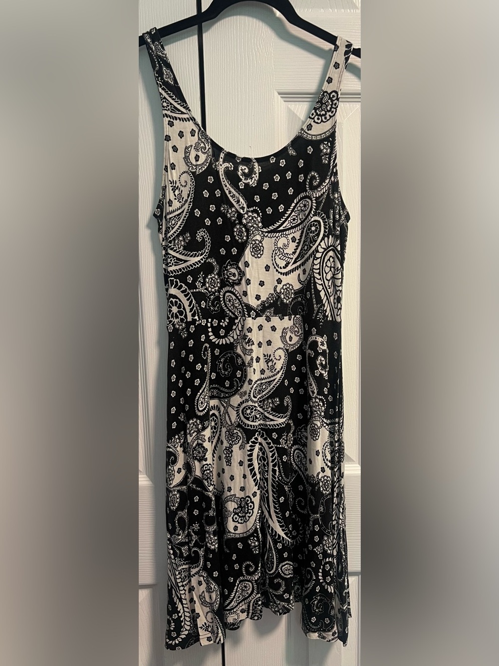 Express Black & White Paisley Stretch Tank Dress